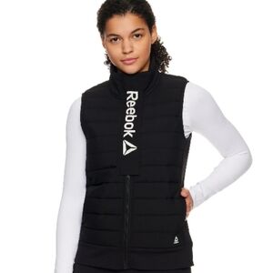 Reebok Small Getaway Vest Black Quilted Sleeveless Puffer Vest with Logo Pockets
